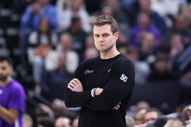 哈登三双快船大胜猛龙4连胜 格林36分火箭灭蜂